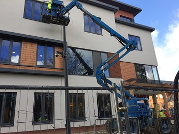 Local window cleaner Buckinghamshire